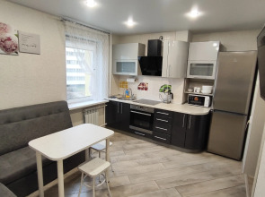 Апартаменты Комфортная евро-трехкомнатная квартира