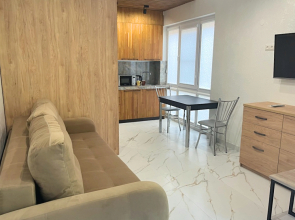 Апартаменты Актер House