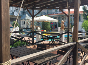 Zhemchuzhina Stepi Guest House