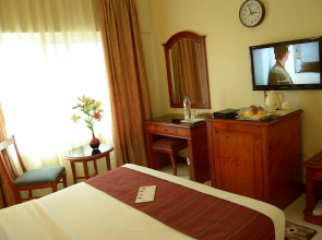 Отель Nejoum Al Emarate