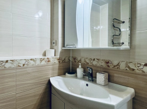 Апартаменты Unique Apart Лен рядом с Медсанчастью МВД, Парком Чудес и СГК Кирова 25