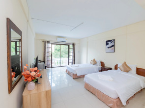 Отель Hillside Resort Pattaya