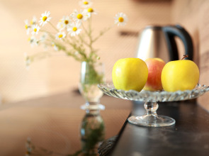 Квартира Garnet Apartments Уют