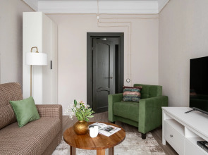 Апартаменты Кварт-Отель, Садовая-Триумфальная, 18