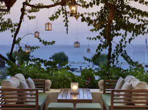 Отель Creta Maris