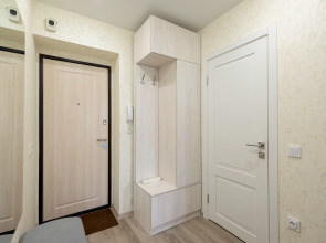 Квартира 1-к в новом мкр. на Новогородской 15 от RentAp, 4 сп.места