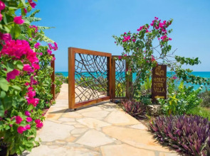 Отель Fruit&Spice Wellness Resort Zanzibar