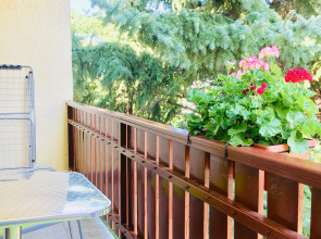 Апартаменты Sunny & Green