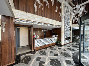 Trademark Collection by Wyndham Operla Airport Hotels