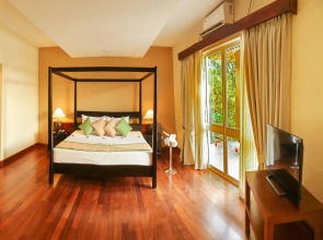 Курортный отель Club Palm Bay