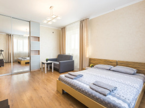 Апартаменты Бориса Богаткова 208/2