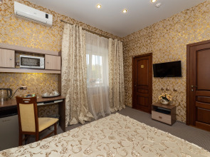 Отель Уралочка