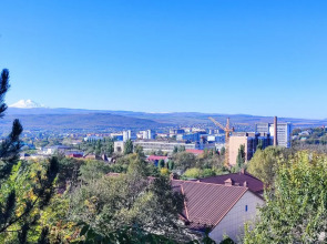 Апартаменты Просторные для большой семьи с видом на Машук