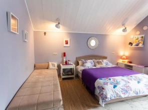 Гостевой дом Four Lions House (Фор Лайонс Хаус)