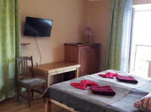 Гостевой дом на берегу озера Неро