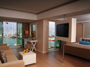 Отель Alesta Yacht