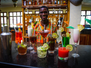 Отель Flamingo Beach Resort & Spa