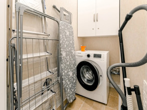 Апартаменты «Оливия» Ирины Савельевой - В парке у долины роз и красного солнышка