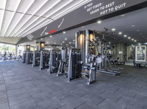 Destiny Marine Deluxe Hotel