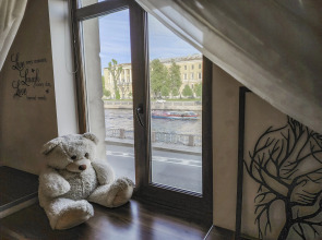 Квартира Трехкомнатная с Видом на Фонтанку