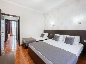 Отель Кронос