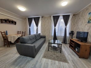 Апартаменты Oksana's