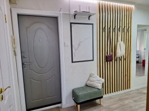 Квартира новая до 4+2 человек "Версаль апартмент"