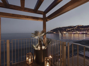 En Vie Beach Boutique Hotel