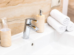 Апартаменты InterLoft 5 Old Town Free Parking Wi-Fi 100/50 Smart TV