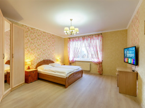 Апартаменты West39 Шахматная 4Б