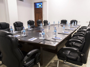 Отель Maru Maru