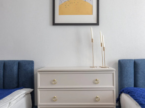 Апартаменты улучшенные, в центре города, с тремя спальнями