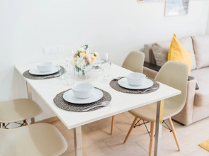 Апартаменты Однокомнатные с Отдельной спальней на Переулке Хрустальном 27 на 9 этаже