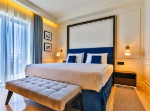 Отель California by Aycon