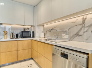 Апартаменты Bnbmehomes Marina Gem 5 min walk to Flying Cup - 2503