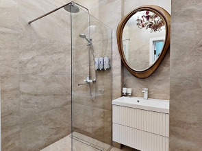 Апартаменты на Декабристов 5