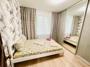 Квартира HotelRoom24 Большой Кондратьевский 8