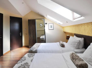 Отель Tekla Palace