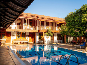 Oscar Boutique Hotel