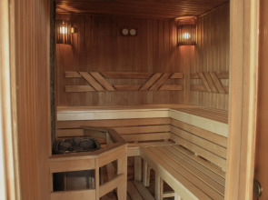 Отель Крылья