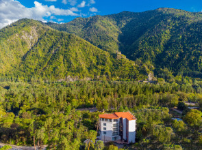Отель & restaurant Emerald Borjomi