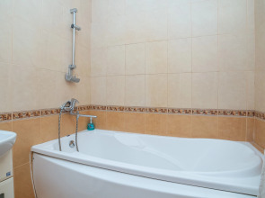 Апартаменты Трехкомнатная в центре