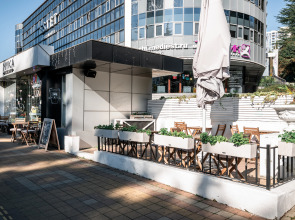 Апартаменты Место под солнцем 8