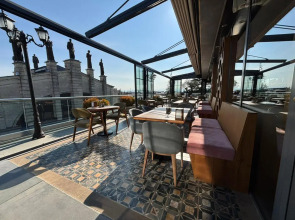 Отель Grand Opera