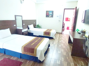 Отель Family Transit 2