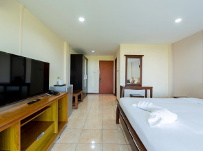 Отель Hillside Resort Pattaya