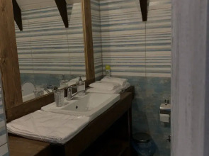 Отель Chalet Bridge Eko