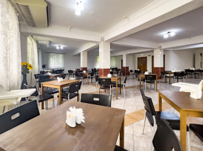 Отель Чёрное море (корпуса 1 и 2)