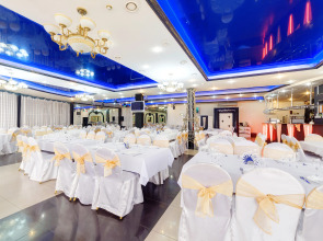 Отель Frantel Palace