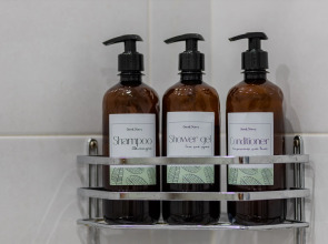 Апартаменты Pronina Aparts Kudrovo LIVE